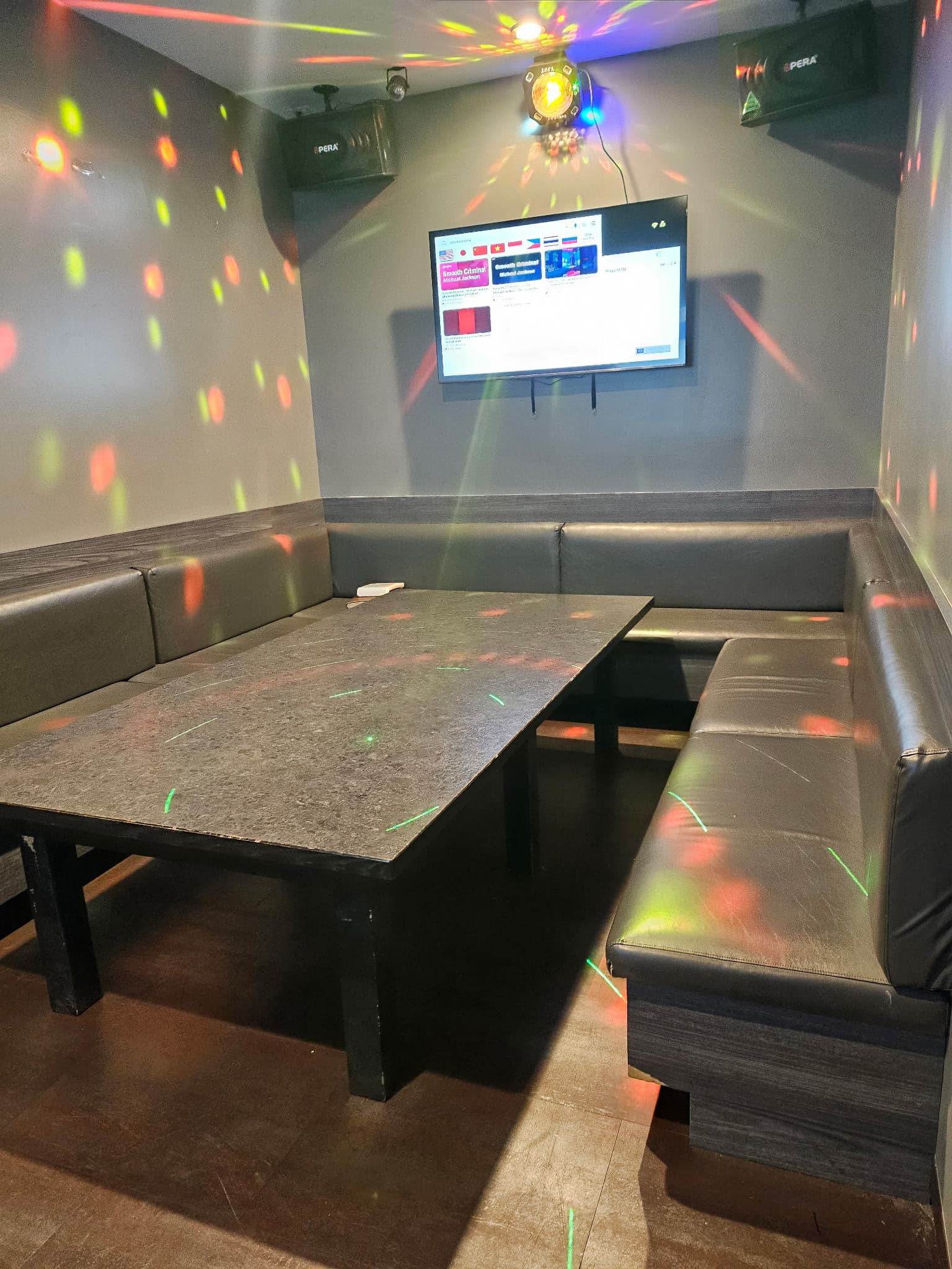 Large Room — Up to 15–20 guests private karaoke room at Glam Karaoke